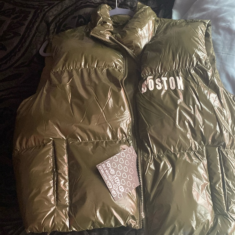 Never wore it before brand new